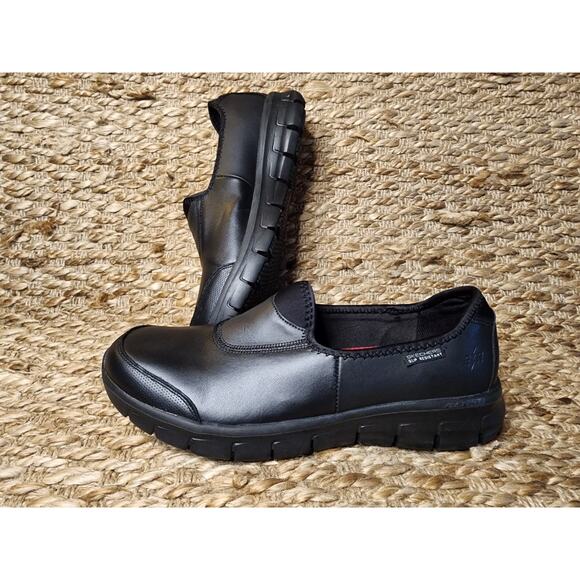 New! Sketchers Sure Track Black Slip Resistant Work Shoes Women’s Size 10 - Picture 1 of 11
